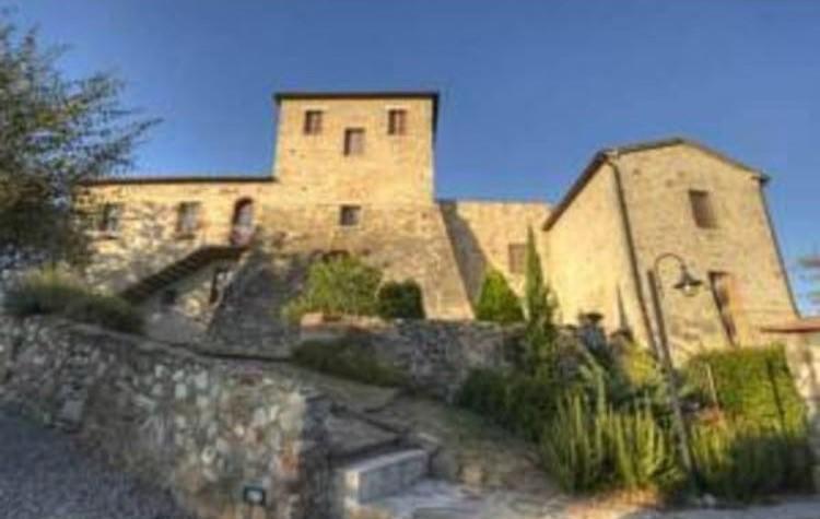 Residenza Il Platano Fortilizio Di Campiglia Rapolano Terme Luaran gambar