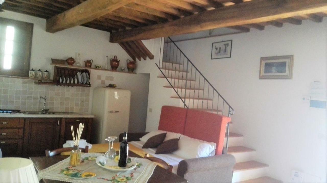 Residenza Il Platano Fortilizio Di Campiglia Rapolano Terme Luaran gambar